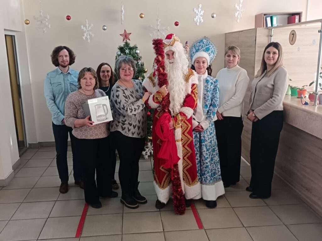 Поздравление сотрудников предприятия с Новым годом