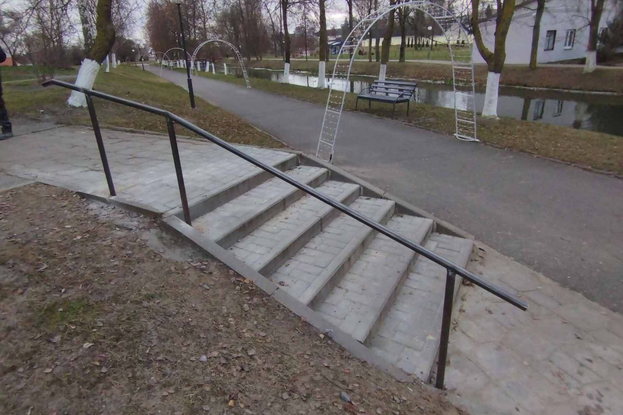 Установка поручней